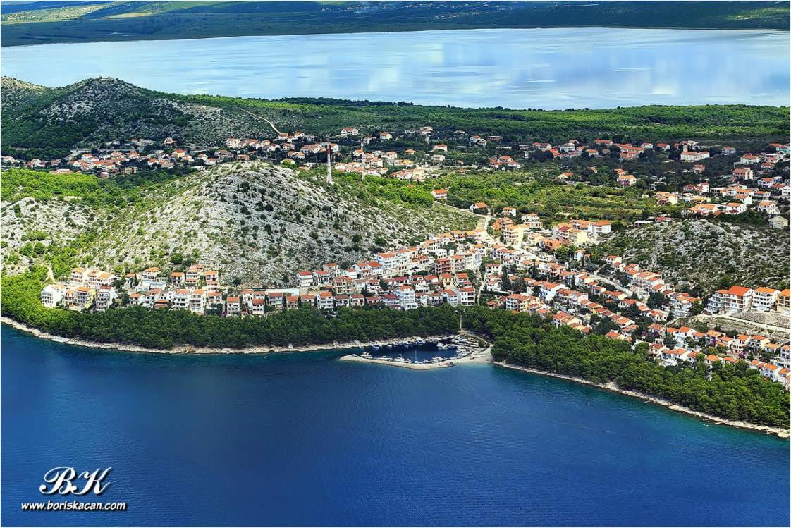 Apartmani Zoran Drage Exteriör bild